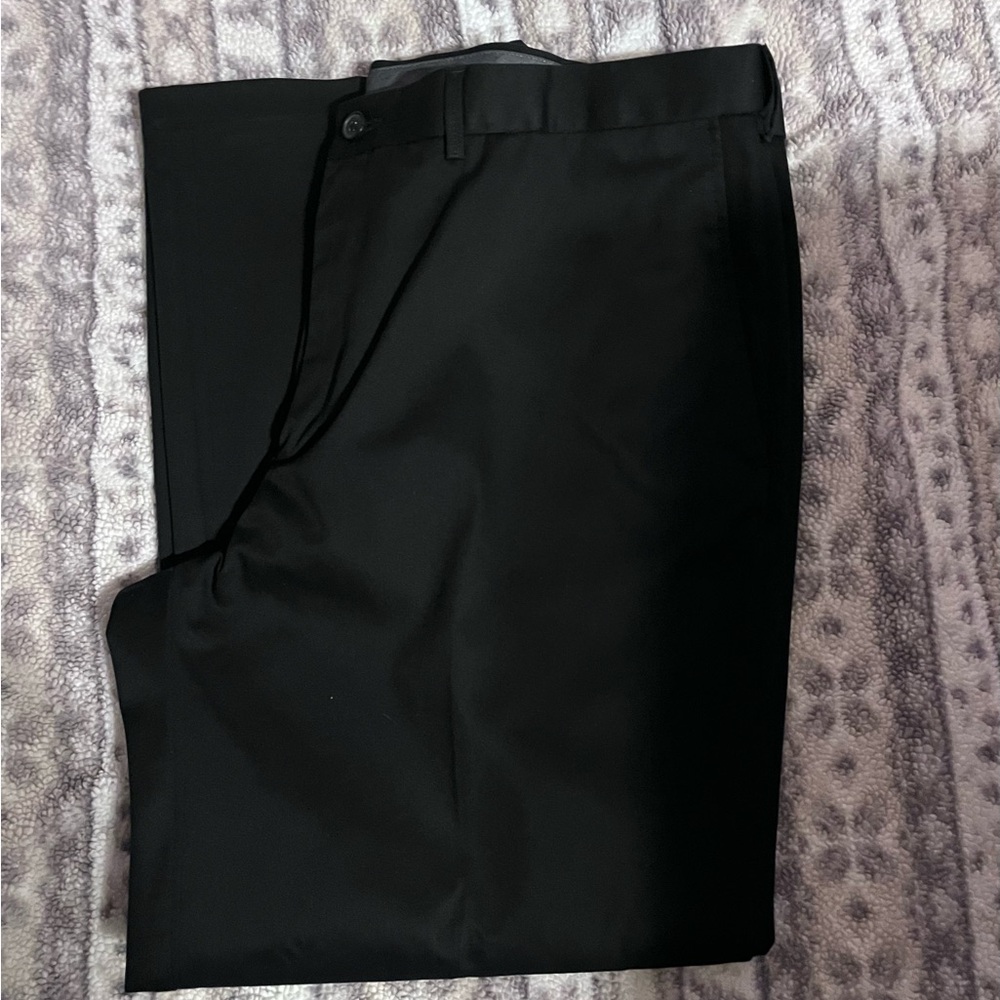 Men Haggar Classic Fit Casual Pants